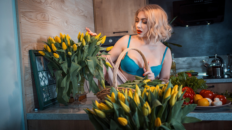 Live sex webcam photo for LaliSweet #1917859