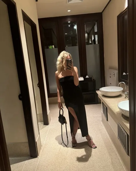 Live sex webcam photo for BadGirlRubes #7011508