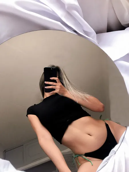 Live sex webcam photo for LisaKendall #2824178