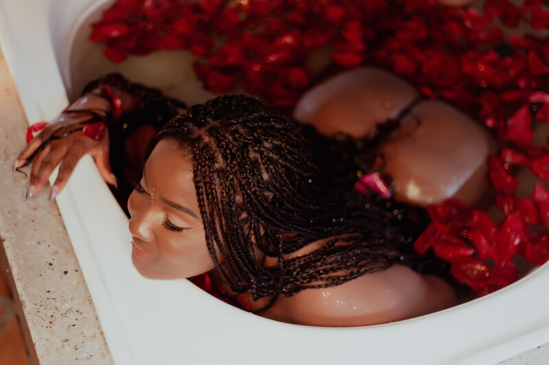 Live sex webcam photo for KeishaScott #6154420