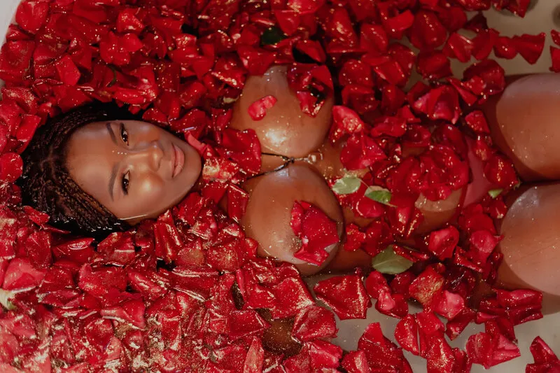 Live sex webcam photo for KeishaScott #6154403