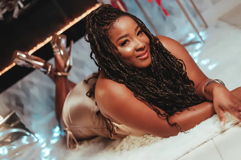 Live sex webcam photo for KeishaScott #6154372