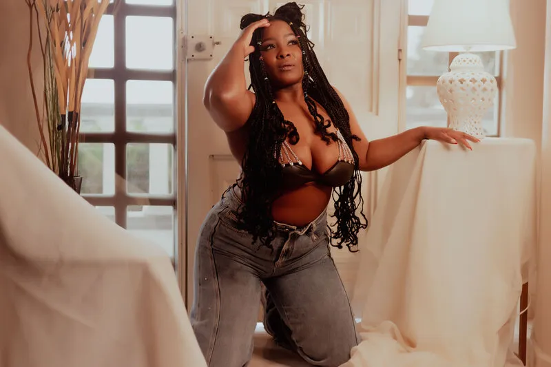 Live sex webcam photo for KeishaScott #6261110