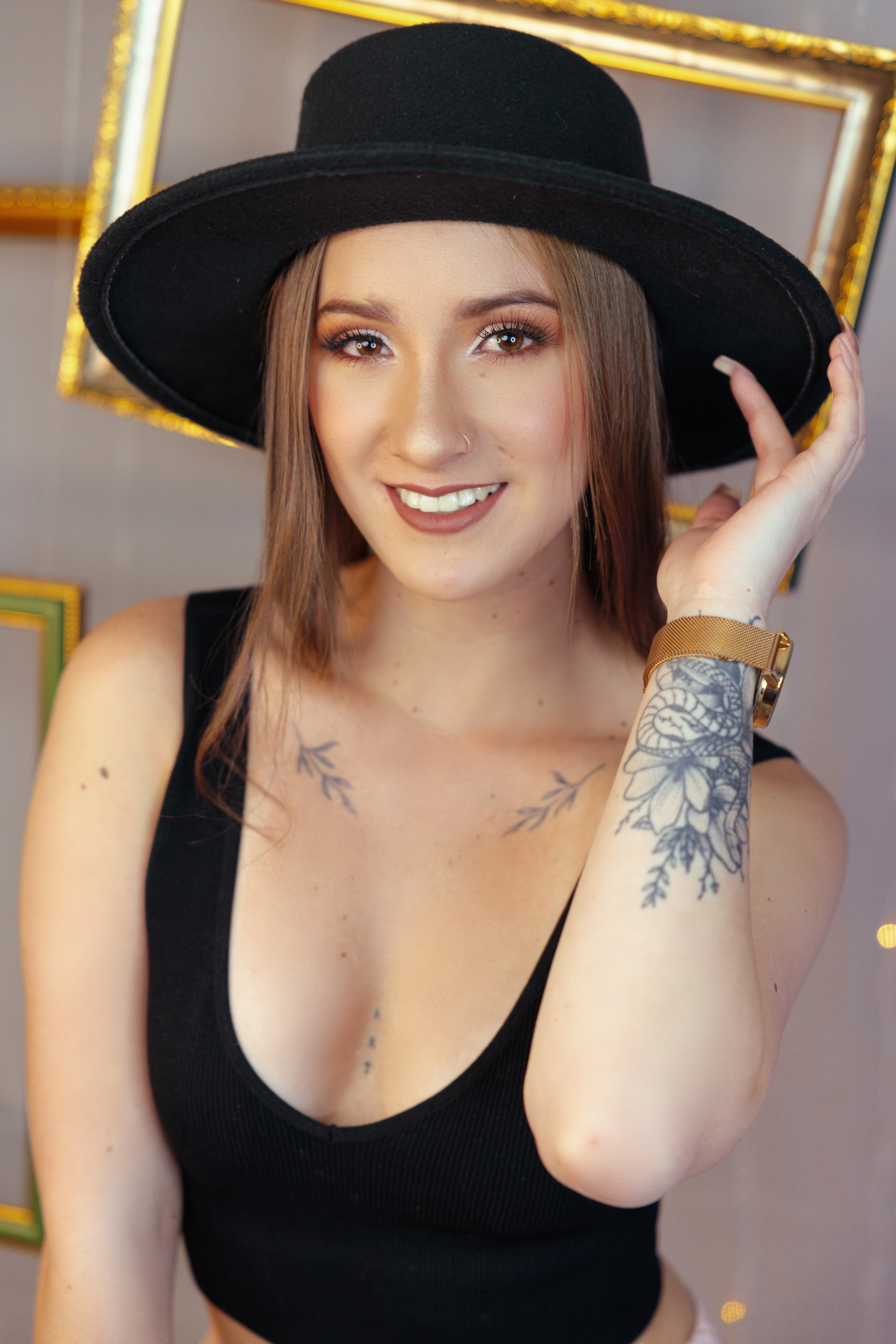 Live sex webcam photo for HannahLane #7383092