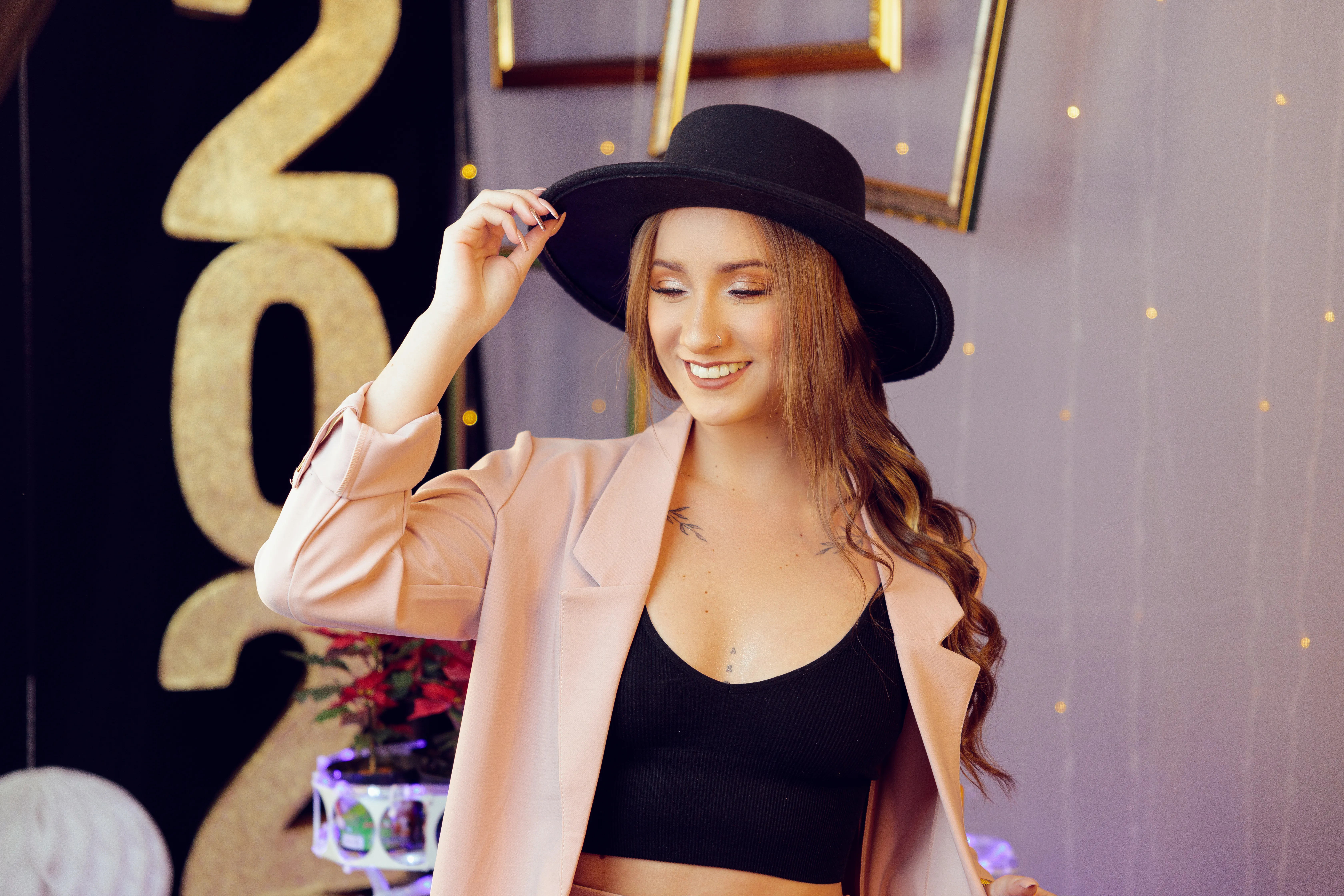 Live sex webcam photo for HannahLane #7383088