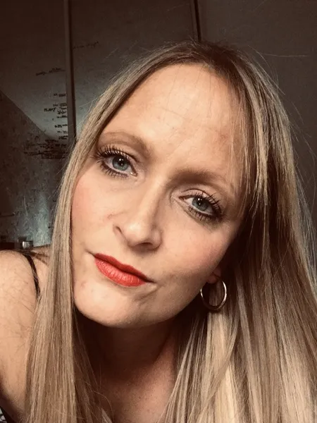 Live sex webcam photo for Honey_Blue #2064254