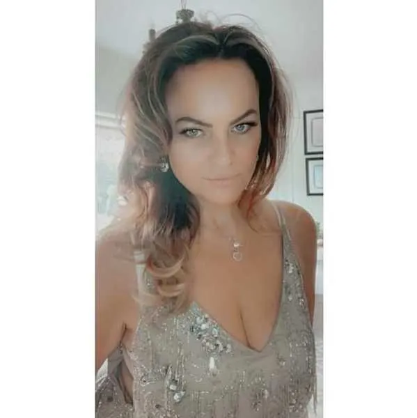 Live sex webcam photo for LaraYork #1892062