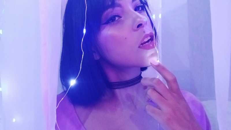 Live sex webcam photo for HanahNappi #2690882