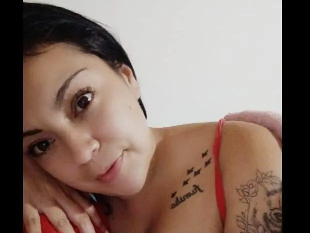 Live sex webcam photo for MariaPaulaax #3902314