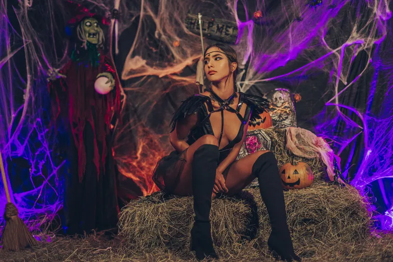 Live sex webcam photo for AllysRose #2713630