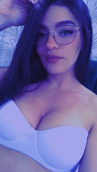 Live sex webcam photo for JuliaSsimpson #4024235