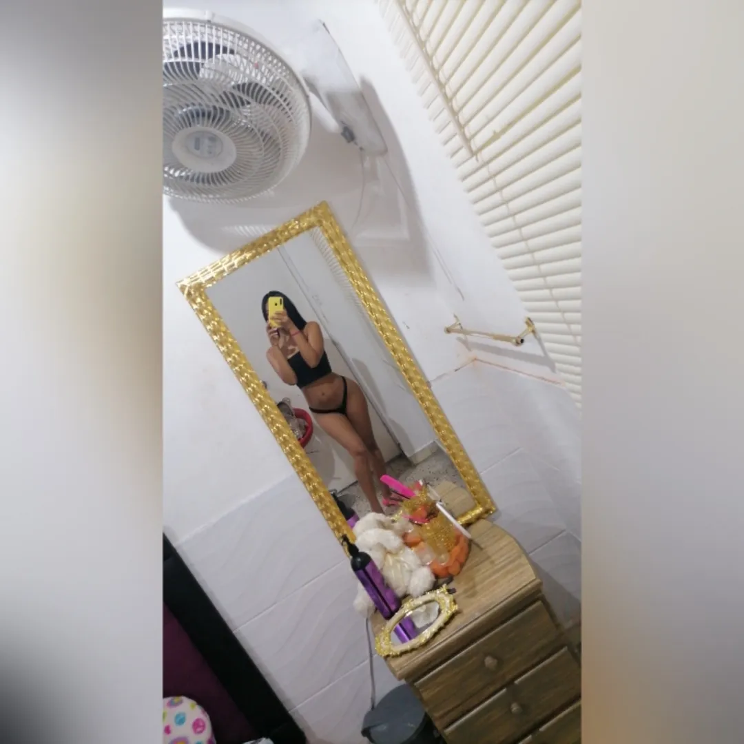 Live sex webcam photo for PetitexXx #7413586