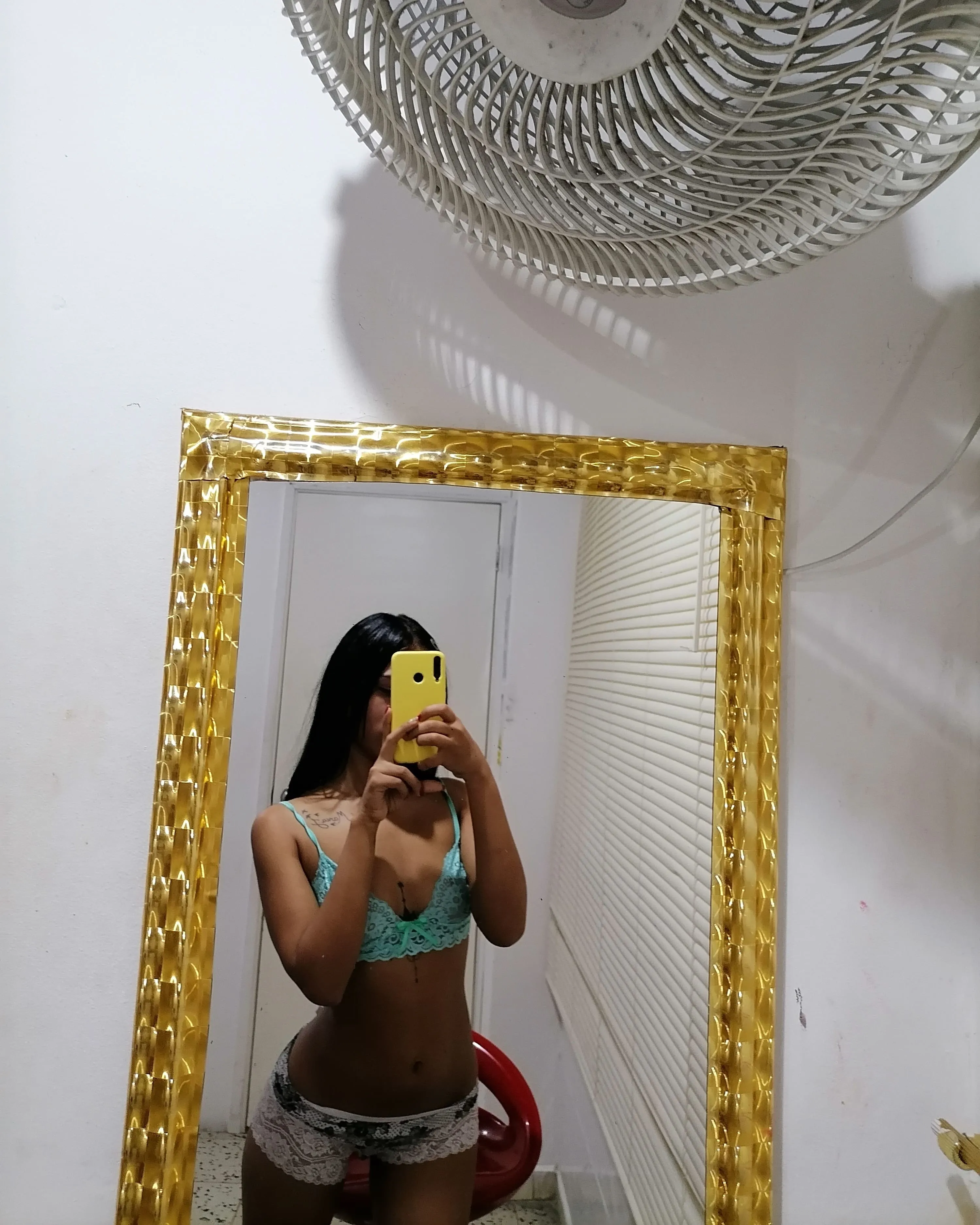 Live sex webcam photo for PetitexXx #7413612