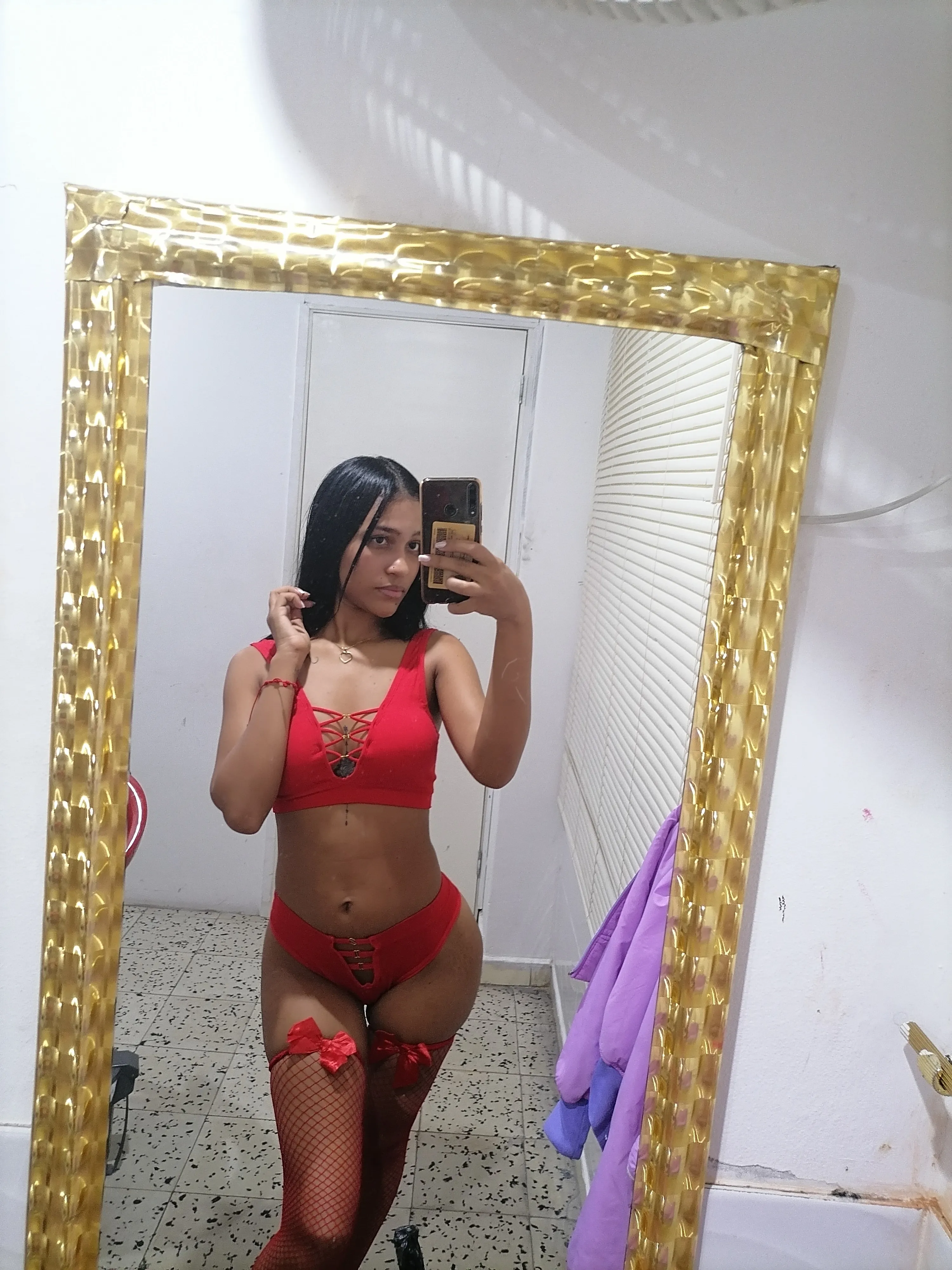 Live sex webcam photo for PetitexXx #7413537