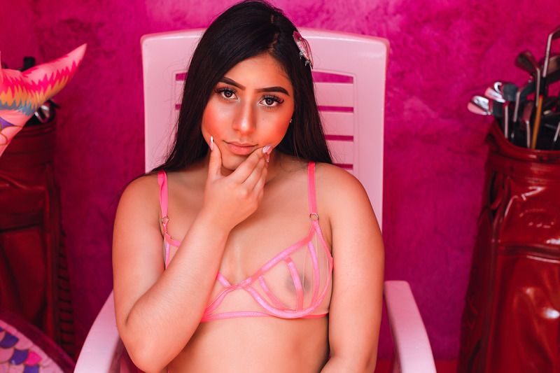 Live sex webcam photo for PamelaMartiinez #2672068