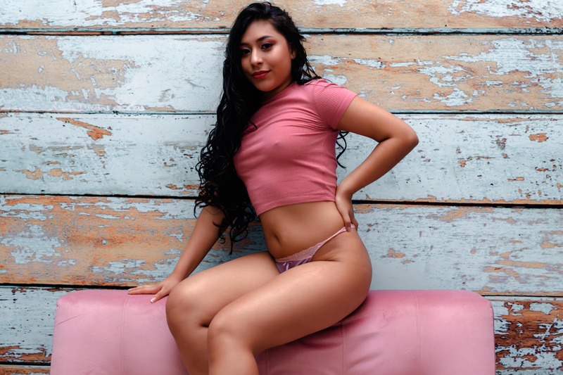 Live sex webcam photo for PamelaMartiinez #1745218