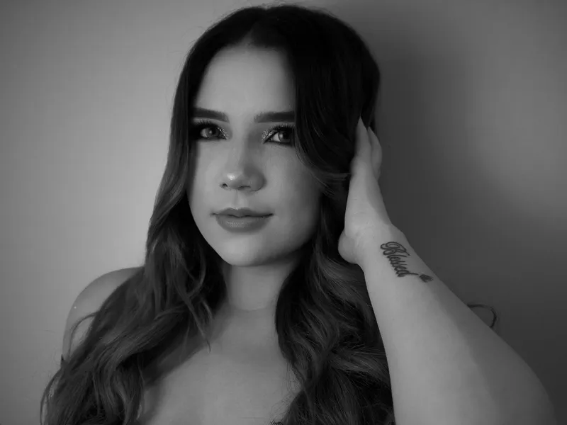 Live sex webcam photo for AliciiaFoxx #3662980