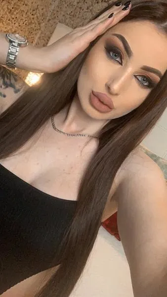 Live sex webcam photo for EveMartini #2001524