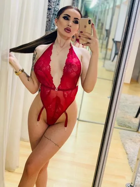 Live sex webcam photo for EveMartini #2255153