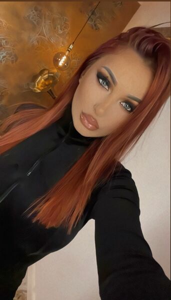 Live sex webcam photo for EveMartini #6082573