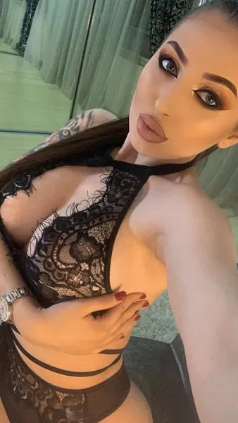 Live sex webcam photo for EveMartini #2001539