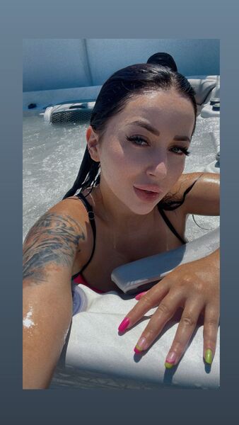 Live sex webcam photo for EveMartini #5900822