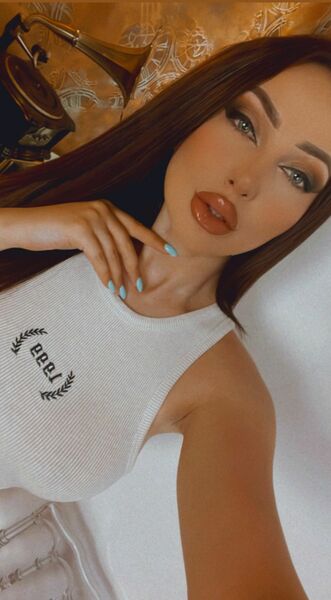 Live sex webcam photo for EveMartini #6082559