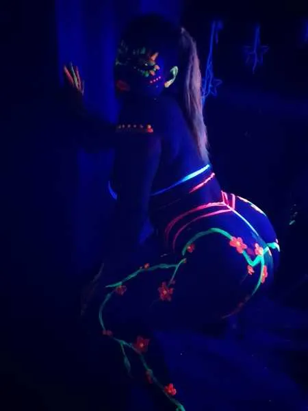 Live sex webcam photo for NatashaaConnor #2219525