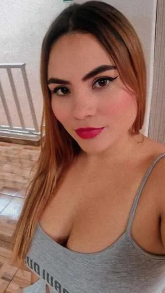 Live sex webcam photo for NatashaaConnor #3272523