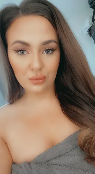 Live sex webcam photo for Cute_Sexy_Lucy #1896340