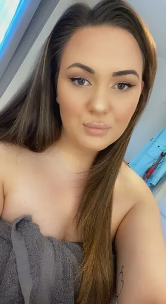 Live sex webcam photo for Cute_Sexy_Lucy #1896370