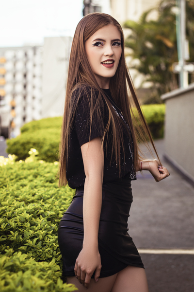 Live sex webcam photo for AliiceGrey #3289388