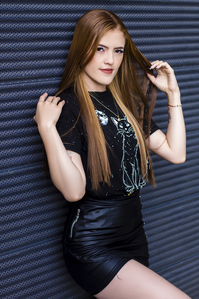 Live sex webcam photo for AliiceGrey #3289392