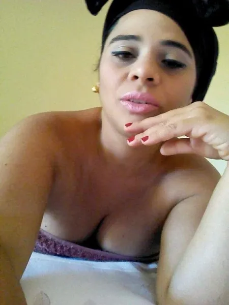 Live sex webcam photo for yala32 #2530561