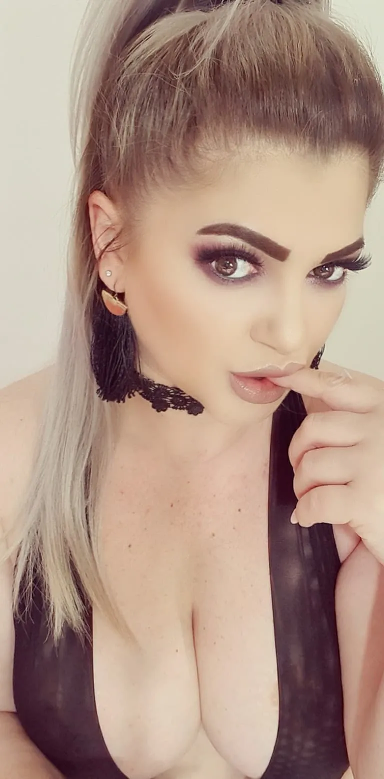 Live sex webcam photo for KatrinaWild #7365034