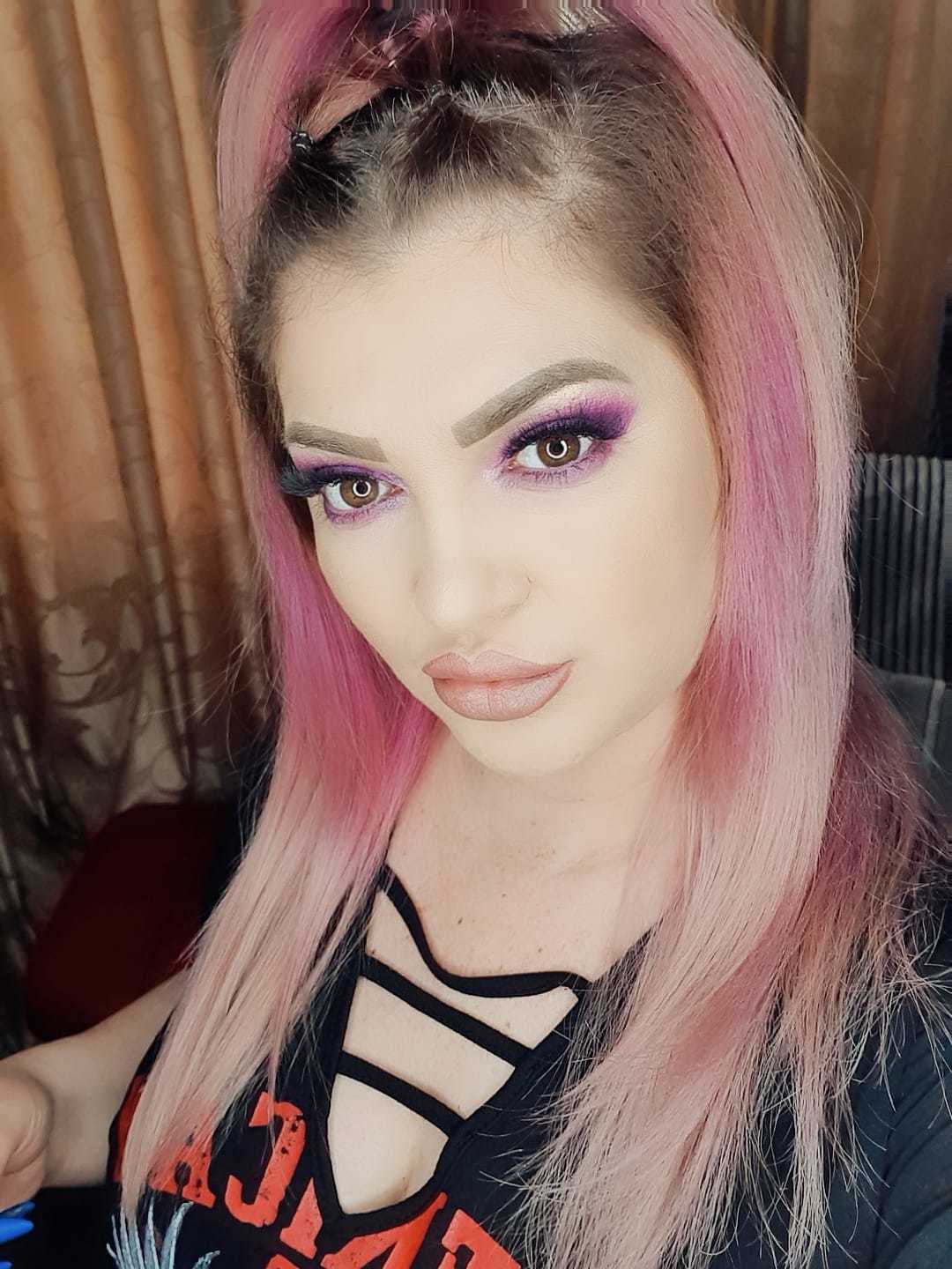 Live sex webcam photo for KatrinaWild #7365040