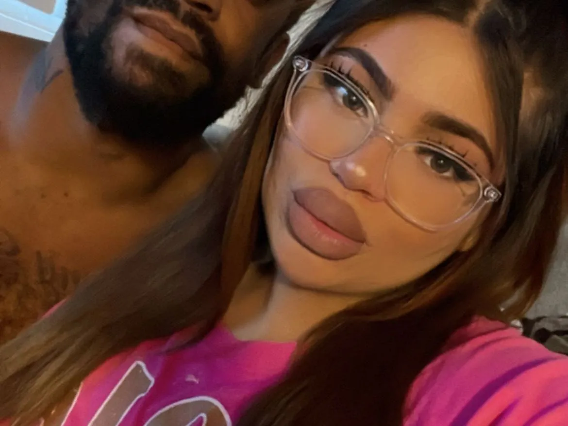 Live sex webcam photo for Neveahbaby #3899021