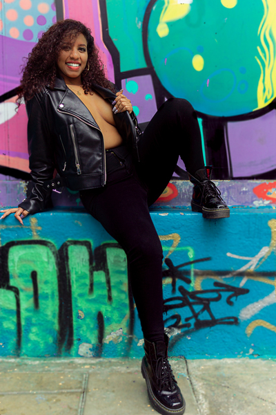 Live sex webcam photo for MelanyFMilton #2300326