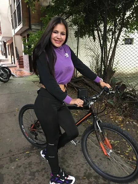 Live sex webcam photo for KiaMaxx #1882563