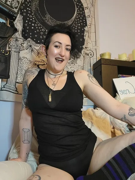Live sex webcam photo for NikCrave #2105503