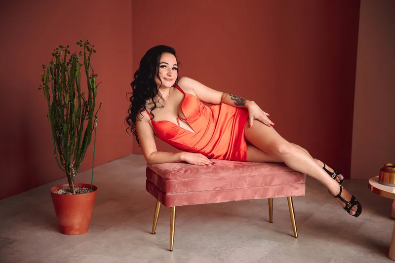 Live sex webcam photo for JemmaOlson #6190319