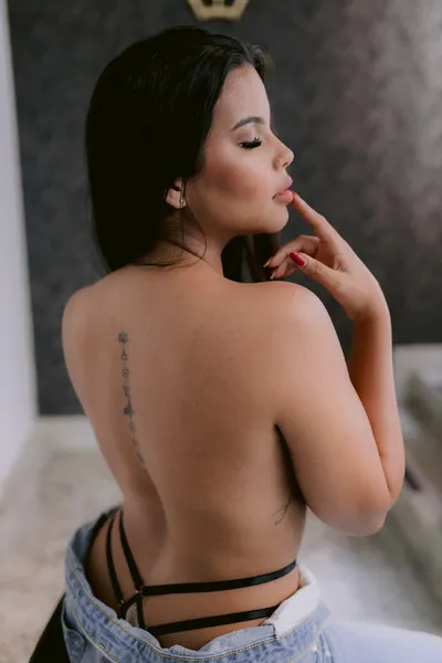 Live sex webcam photo for Nathalie_Duff #2636984