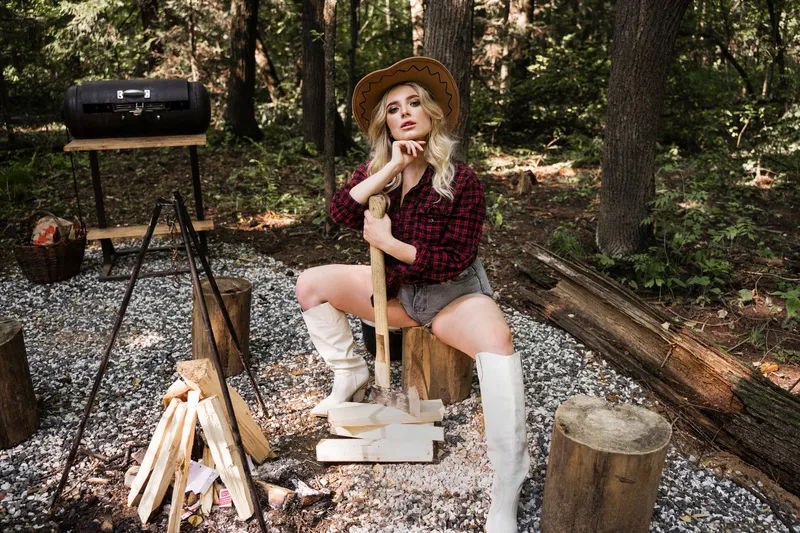 Live sex webcam photo for SabrinaLawson #1899647