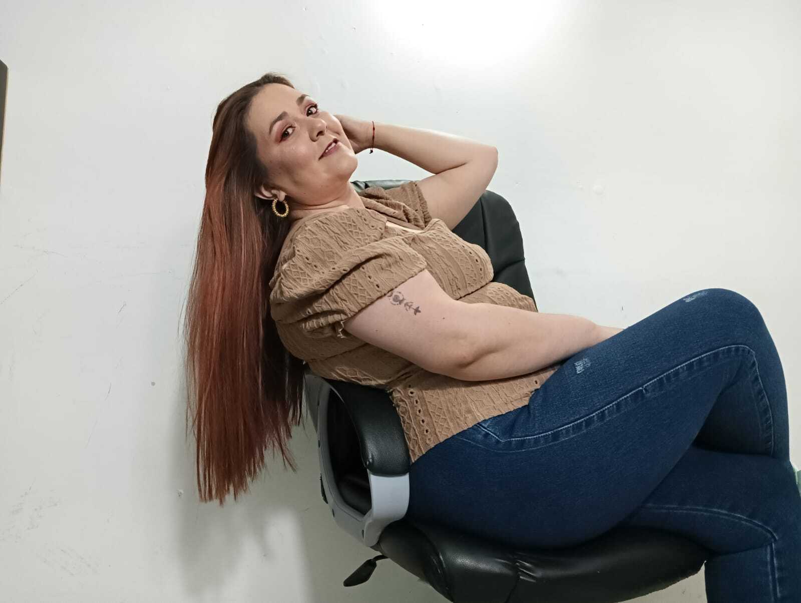 Live sex webcam photo for big_beautiful_woman188 #7914043