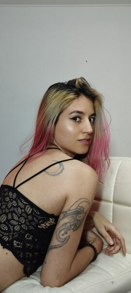 Live sex webcam photo for Nikyastark #3799898