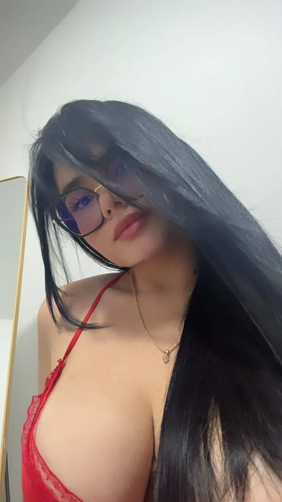 Live sex webcam photo for EmiliaSscoty #8631093