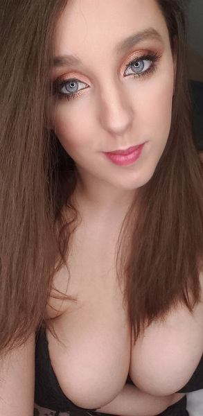 Live sex webcam photo for CrimxonJade #7231779