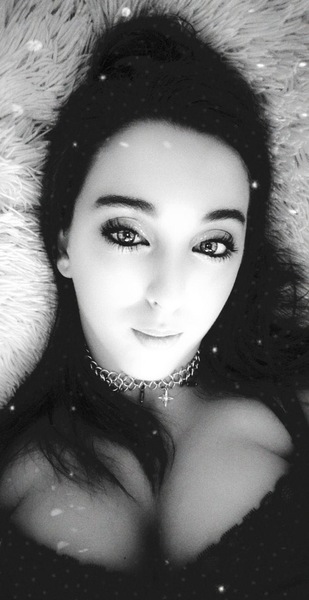 Live sex webcam photo for CrimxonJade #7231601