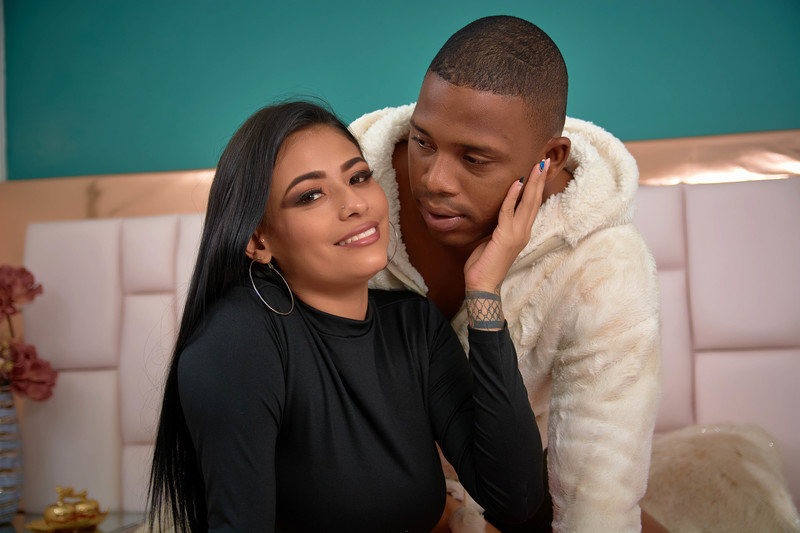 Live sex webcam photo for AlexanderAndValeria #2338019