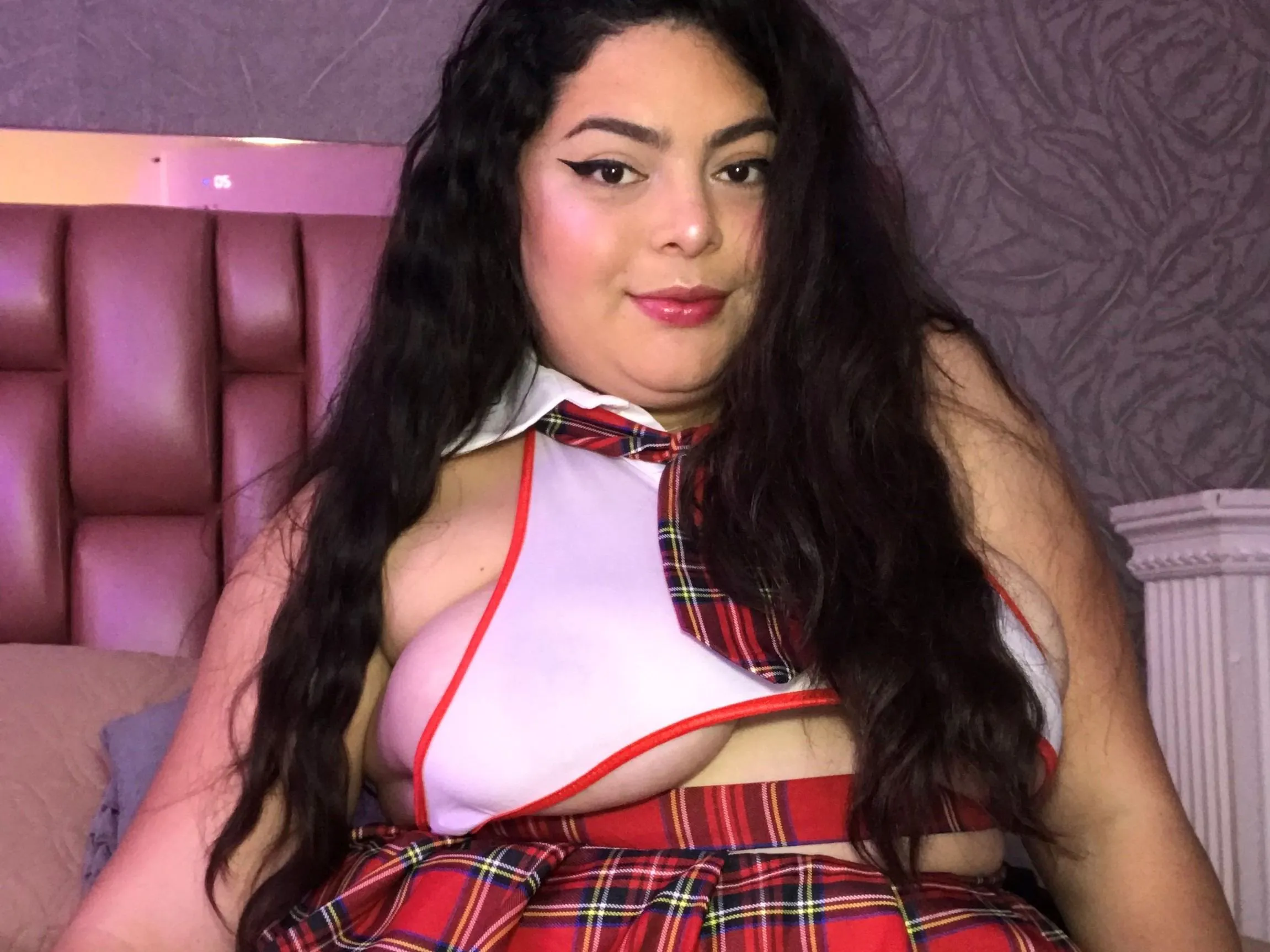 Live sex webcam photo for PERLA_XXX #5479378